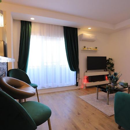Apartament Beauty Smarald By Cosmopolis Stefanestii de Jos Exteriér fotografie